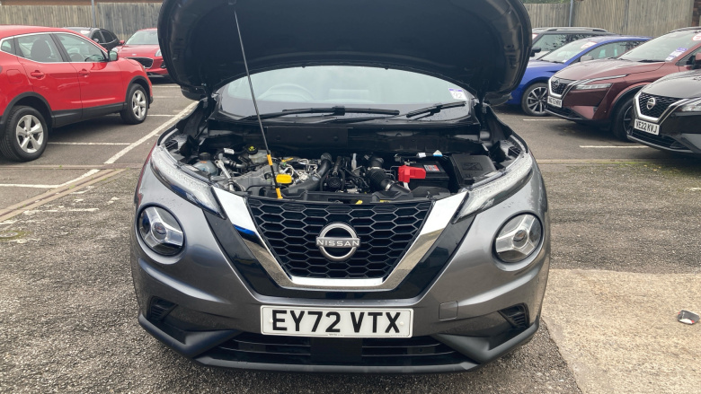 Nissan Juke 1.0 DiG-T 114 N-Connecta 5dr Petrol Hatchback